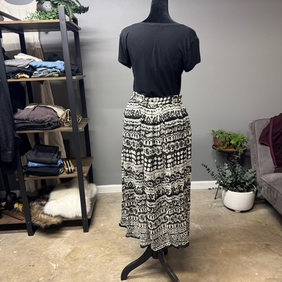 Cotton black and white full skirt all over pattern gauzy womens XL India Boho - Picture 3 of 10